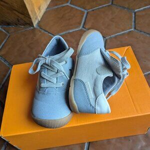 New in Box Livie & Luca Gray Naviglio size 7 First Walkers